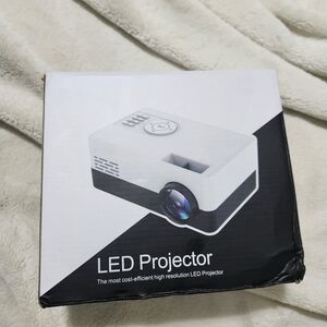 LED Projector